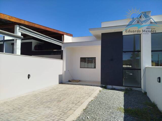#20 - Casa para Venda em Balneário Barra do Sul - SC