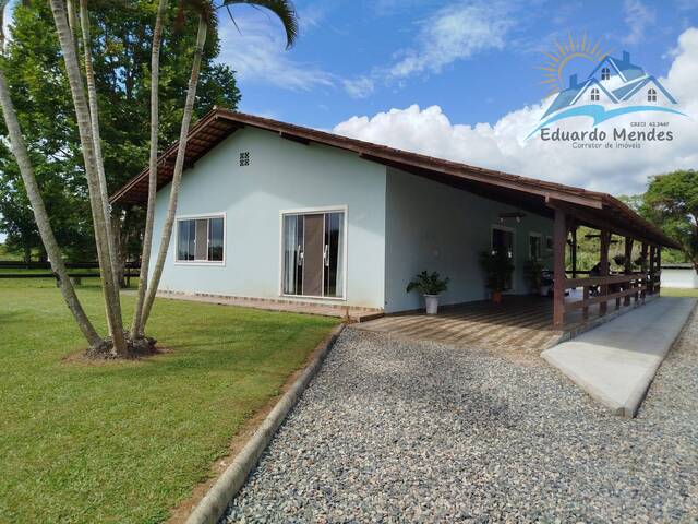 Venda em Pinheiros - Balneário Barra do Sul