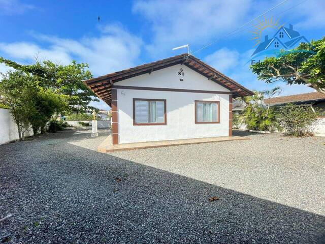 #33 - Casa para Venda em Balneário Barra do Sul - SC