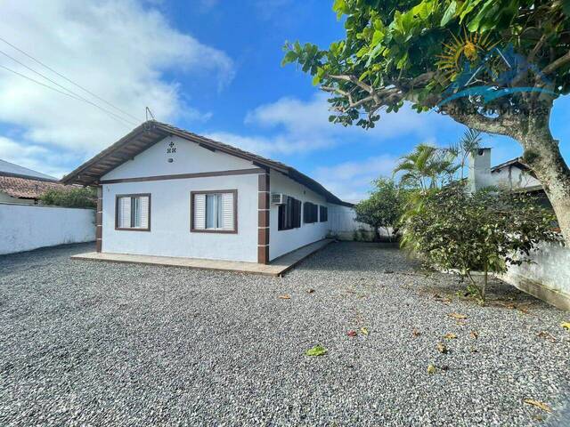 #33 - Casa para Venda em Balneário Barra do Sul - SC