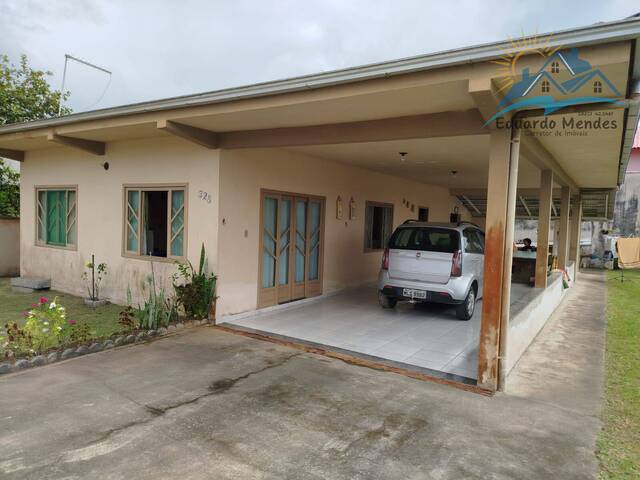 #48 - Casa para Venda em Balneário Barra do Sul - SC
