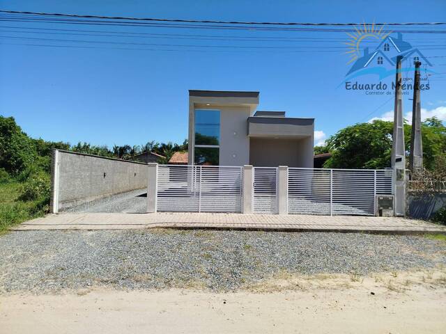 Venda em Salinas - Balneário Barra do Sul