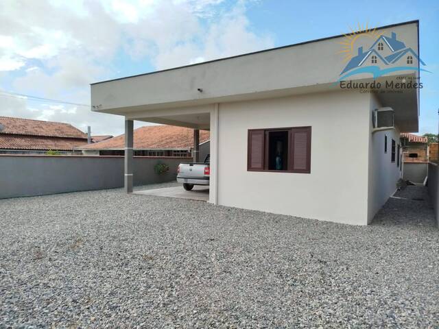 #72 - Casa para Venda em Balneário Barra do Sul - SC