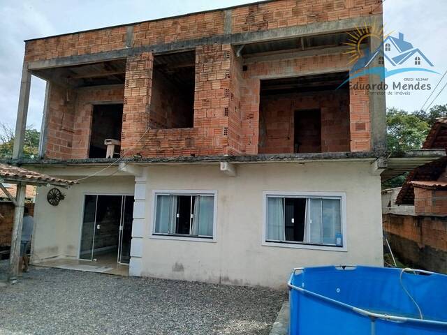 #76 - Casa para Venda em Balneário Barra do Sul - SC