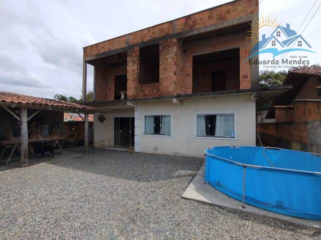 #76 - Casa para Venda em Balneário Barra do Sul - SC