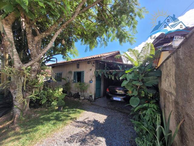 #81 - Casa para Venda em Balneário Barra do Sul - SC