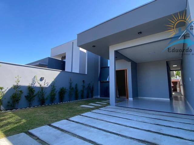 #83 - Casa para Venda em Balneário Barra do Sul - SC