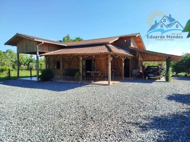 #85 - Casa para Venda em Balneário Barra do Sul - SC