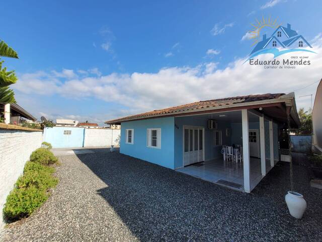 #96 - Casa para Venda em Balneário Barra do Sul - SC