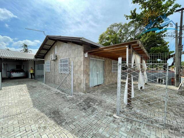 #97 - Casa para Venda em Balneário Barra do Sul - SC