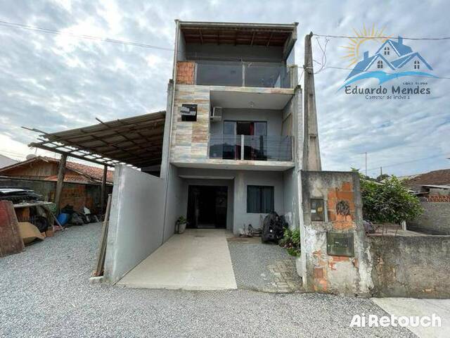 #102 - Sobrado para Venda em Balneário Barra do Sul - SC