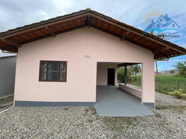 #101 - Casa para Venda em Balneário Barra do Sul - SC