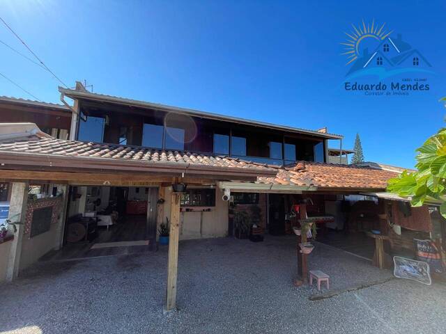 #107 - Casa para Venda em Balneário Barra do Sul - SC