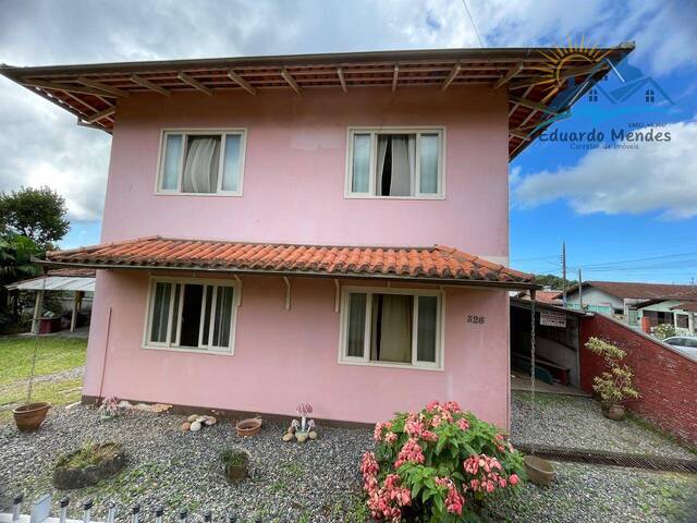 #110 - Casa para Venda em Balneário Barra do Sul - SC