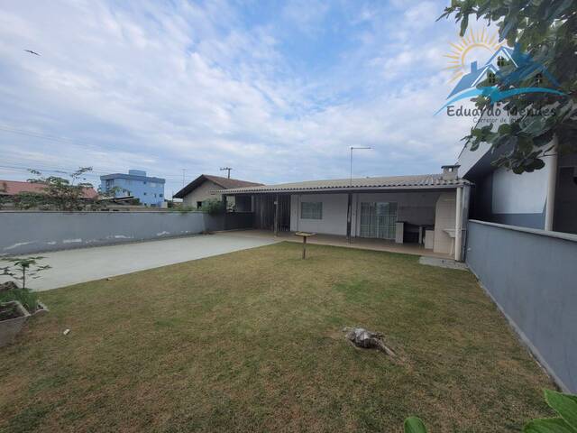 #113 - Casa para Venda em Balneário Barra do Sul - SC