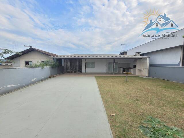 #113 - Casa para Venda em Balneário Barra do Sul - SC