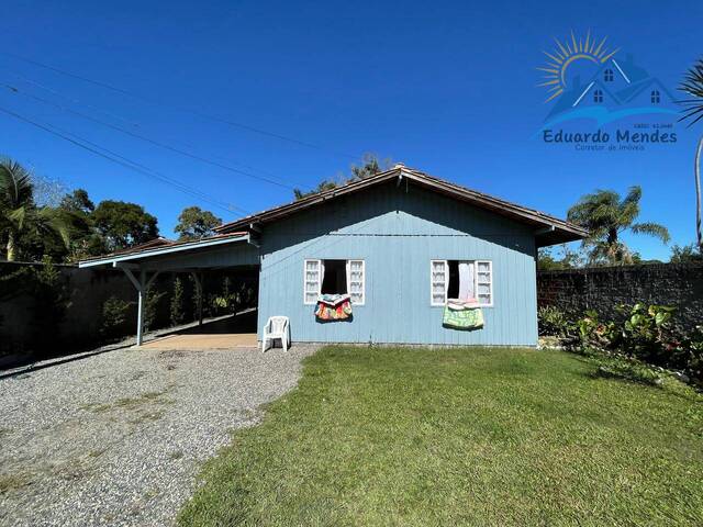 #122 - Casa para Venda em Balneário Barra do Sul - SC