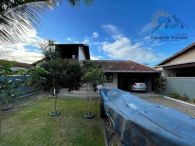 #129 - Casa para Venda em Balneário Barra do Sul - SC