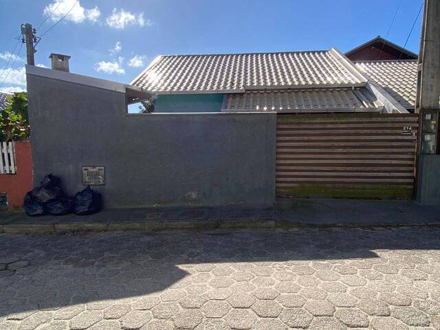#133 - Casa para Venda em Joinville - SC