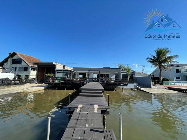 #140 - Casa para Venda em Balneário Barra do Sul - SC