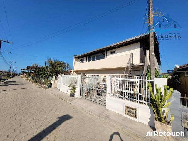 #145 - Casa para Venda em Balneário Barra do Sul - SC