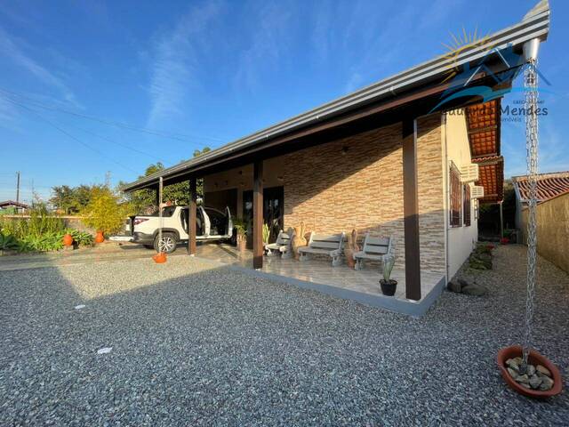 #151 - Casa para Venda em Balneário Barra do Sul - SC