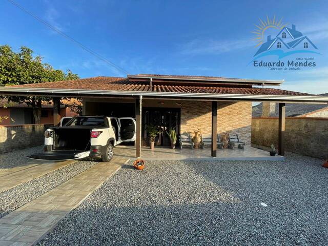 #151 - Casa para Venda em Balneário Barra do Sul - SC