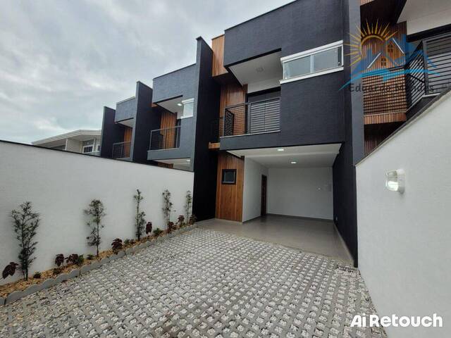 #156 - Casa para Venda em Balneário Barra do Sul - SC