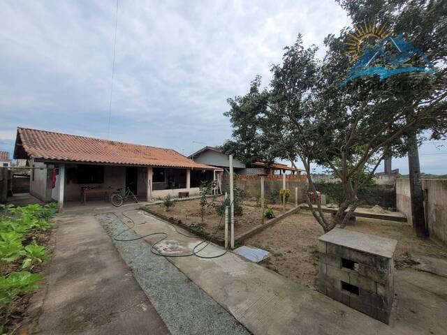 #159 - Casa para Venda em Balneário Barra do Sul - SC